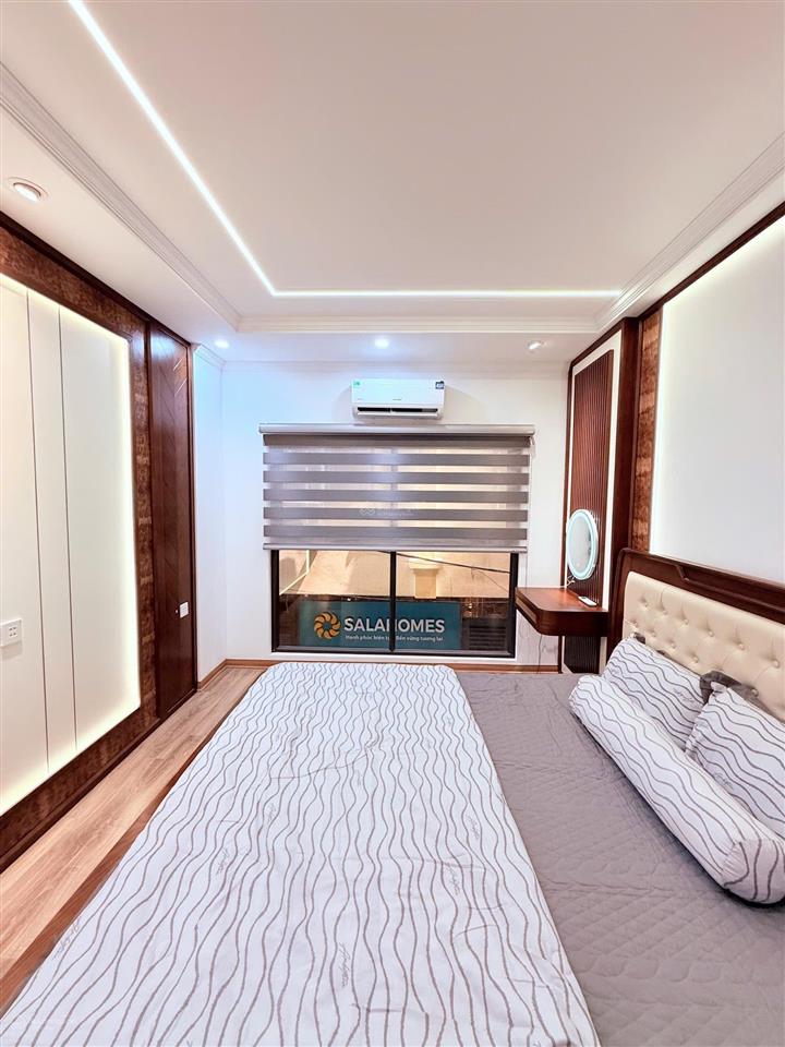 Chính chủ bán nhà phân lô, số nhà 33 ngõ 22 phố hạ yên quyết, 38m2, 7 tầng, thang máy