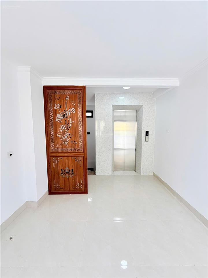 Chính chủ bán nhà phân lô, số nhà 33 ngõ 22 phố hạ yên quyết, 38m2, 7 tầng, thang máy