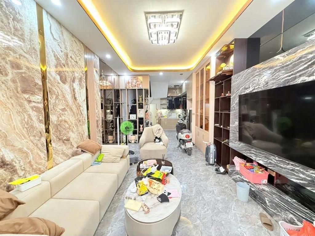 Bán nhà 5 tầng Ngô Thì Nhậm, Hà Đông, DT40m2, MT 4m, 12.9 tỷ