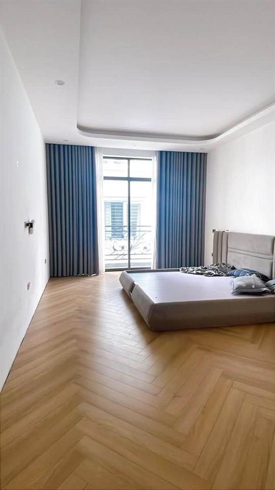 Bán nhà 5 tầng Ngô Thì Nhậm, Hà Đông, DT40m2, MT 4m, 12.9 tỷ