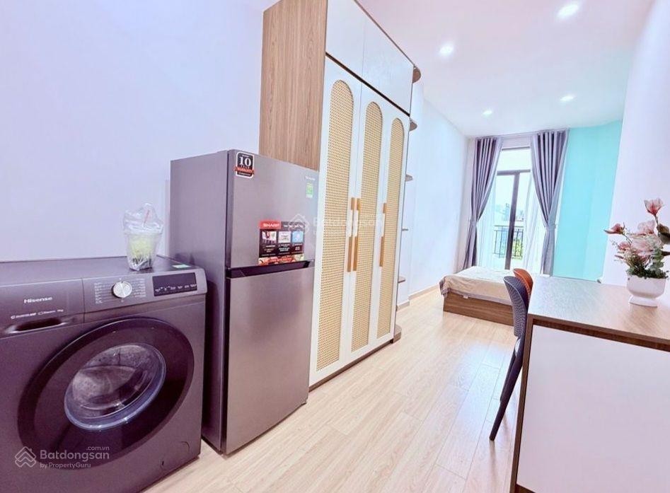 Tòa nhà nguyễn văn trỗi 110m2, 7 tầng, thang máy, 5,25x20, 15 chdv, dòng tiền 90tr/tháng, 15 tỷ.