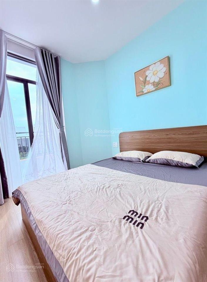 Tòa nhà nguyễn văn trỗi 110m2, 7 tầng, thang máy, 5,25x20, 15 chdv, dòng tiền 90tr/tháng, 15 tỷ.