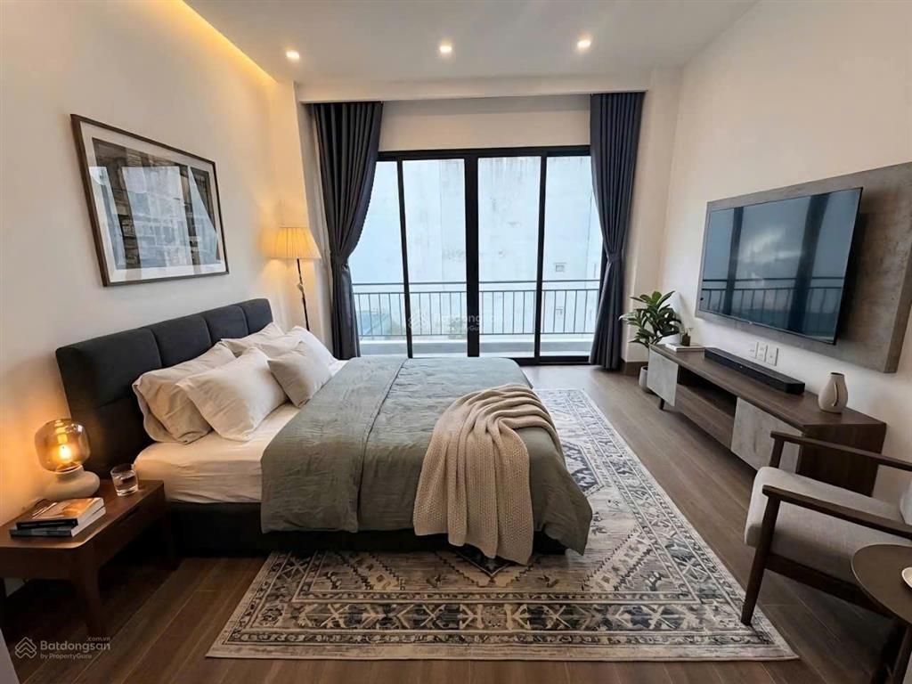 Bán căn nhà đẹp khúc thừa dụ 46.5m2 5 tầng 12 tỷ ô tô vào, nhà đẹp, văn phòng cực hợp