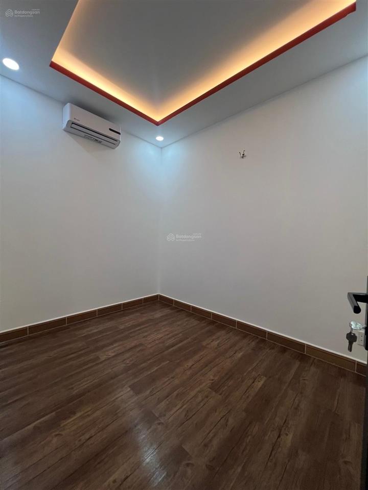 Bán nhà mặt tiền đường khu vực hiệp bình 43m2 nở hậu giá chỉ 5,3 tỷ