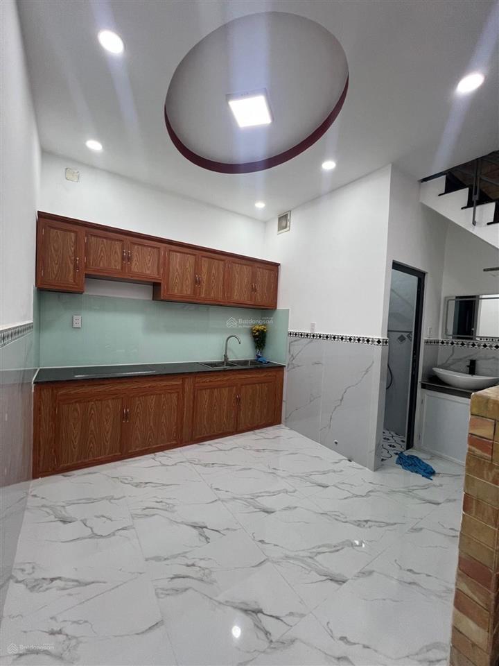Bán nhà mặt tiền đường khu vực hiệp bình 43m2 nở hậu giá chỉ 5,3 tỷ