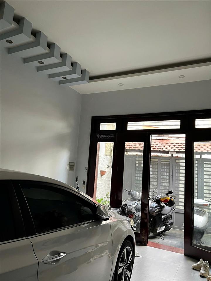 Gấp! nhà mới 4 tầng btct 67m2 cn  hxh thông khu an ninh  giáp phú nhuận  nơ trang long chỉ 13 tỷ
