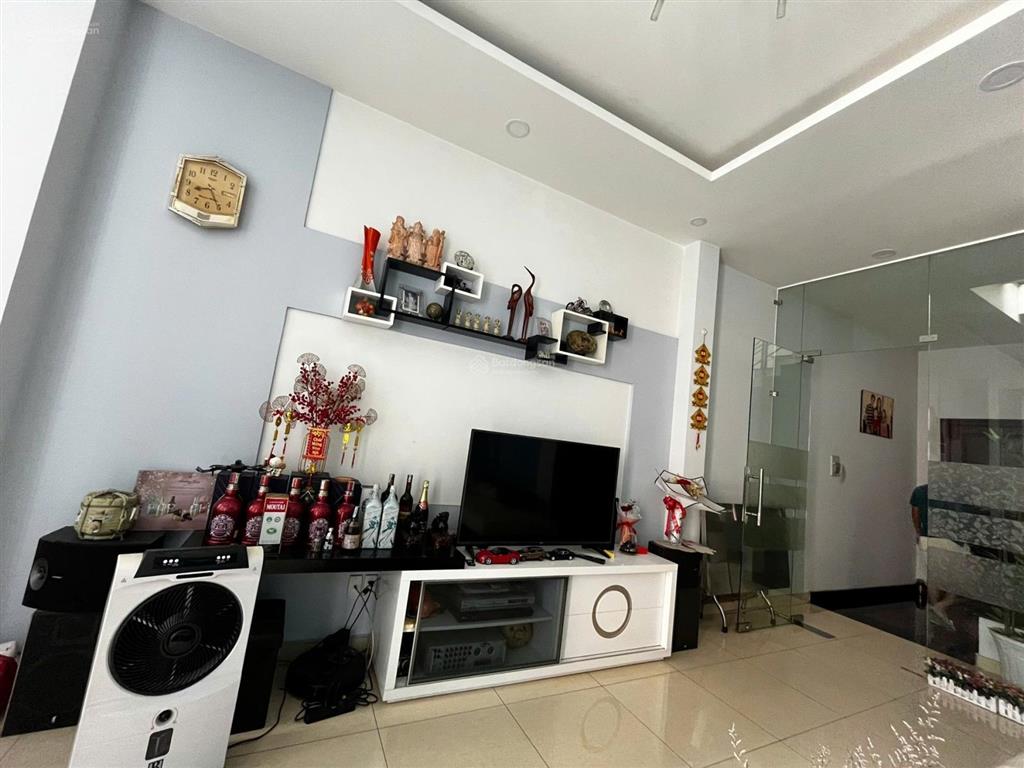 Gấp! nhà mới 4 tầng btct 67m2 cn  hxh thông khu an ninh  giáp phú nhuận  nơ trang long chỉ 13 tỷ