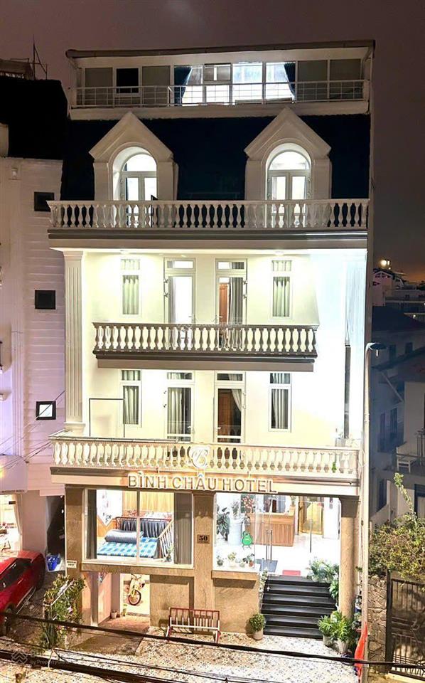 Hotel mt lý tự trọng p1 giá 29 tỷ cạnh chợ đêm, hồ xuân hương