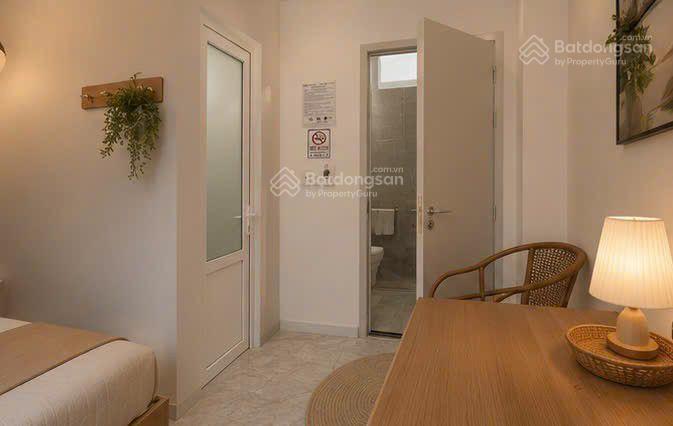 Hotel mt lý tự trọng p1 giá 29 tỷ cạnh chợ đêm, hồ xuân hương