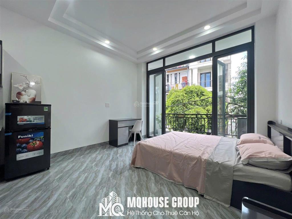 Studio ban công thang máy ngay công viên gia định