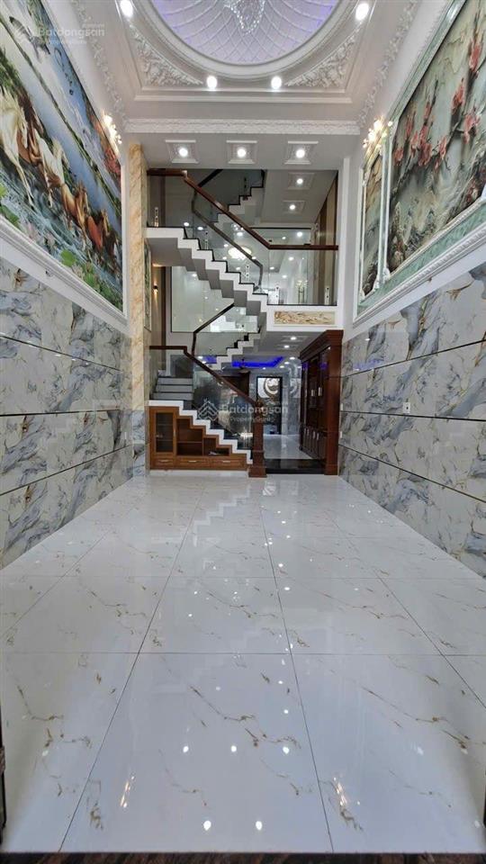 Nhà 5 tầng ngay mã lò, hẻm ô tô, 64.1m², giá tham khảo tốt trong khu vực