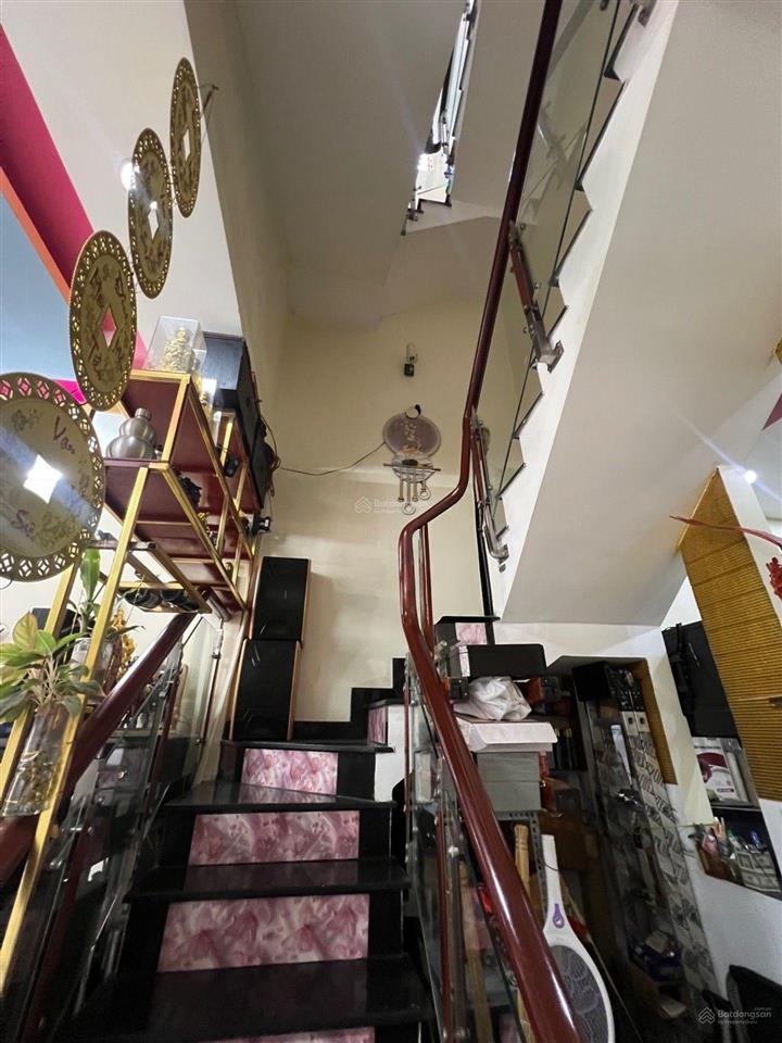 Nhà 3 tầng lê văn quới gần 4 xã, gần ngay trường th lý thường kiệt, 48m2, giá 4 tỷ 35 tl