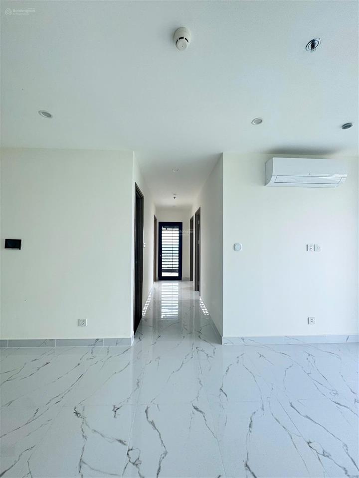 Bán căn góc 3pn, 81m2, mới 100% chưa ai ở, view sông, giá tốt chỉ 4,1 tỷ the beverly solari