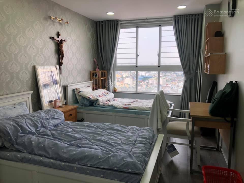Bán căn hộ chung cư phan văn trị, quận 5, 56m2, 3.2 tỷ, nhà đẹp, ở ngay.