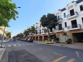 Bán nhà mặt phố tại d1, tố hữu, p uyên hưng, trả trước 700 triệu, 174m2, đẹp, nhiều tiện ích