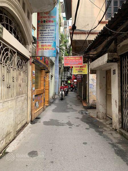 Bán nhà lô góc phố văn cao, 3 mặt thoáng, nhà khung cột dân xây, cách phố 50m, dt 42m2 chỉ 9 tỷ