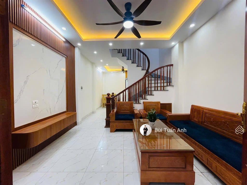 Đẹp quá... bán nhà phố tôn đức thắng  đống đa 41m² x 5 tầng giá 7.5 tỷ ngõ ô tô