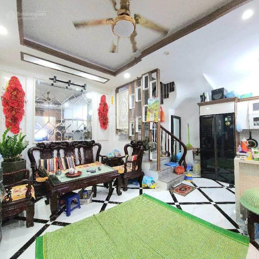 Chỉ 6x tỷ  nguyên xá  35m2  5 tầng sát ô tô  vừa ở vừa cho thuê
