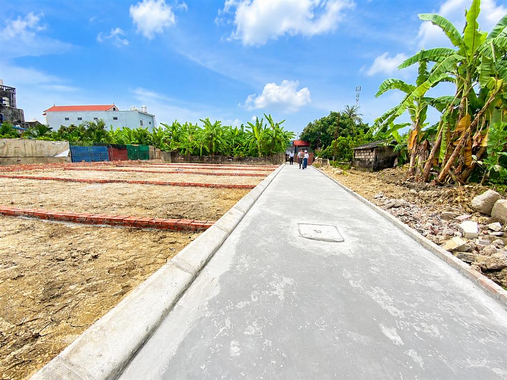 Rẻ quá a/c ơi, chỉ 395tr sở hữu ngay lô đất 60m2, nằm trong lòng khu dân cư đông đúc
