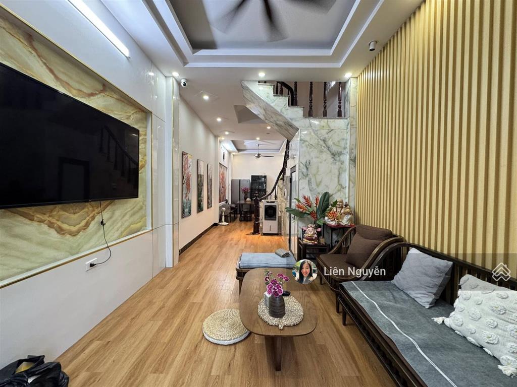 (chính chủ) bán căn nhà phố hoa lư đã xây 4 tầng, 30m2, mặt tiền 4.2m, lô góc, chỉ 10.4 tỉ