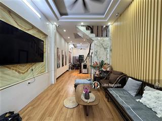 (chính chủ) bán căn nhà phố hoa lư đã xây 4 tầng, 30m2, mặt tiền 4.2m, lô góc, chỉ 10.4 tỉ