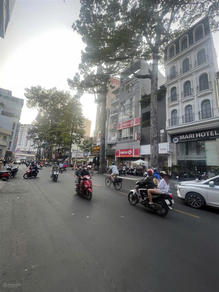 Mặt tiền bùi thị xuân 25 phòng khai thác kín công suất hdt 250 triệu/tháng  7 tầng giá 108 tỷ