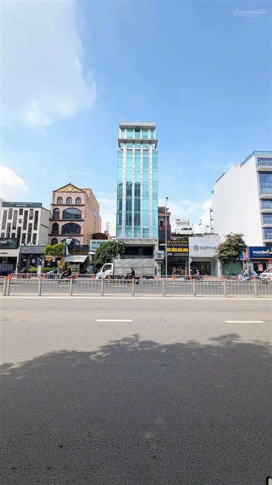 10 năm mới có siêu phẩm gần sân bay tsn, 2 hầm 11 tầng, dòng tiền 6,6 tỷ/năm, giá bán 165 tỷ