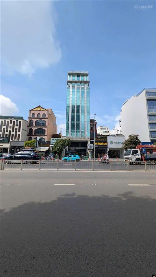 10 năm mới có siêu phẩm gần sân bay tsn, 2 hầm 11 tầng, dòng tiền 6,6 tỷ/năm, giá bán 165 tỷ