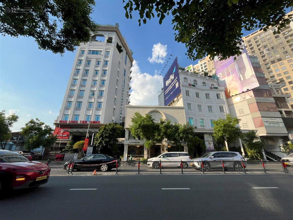 Quỹ đất hiếm ngang 18.6m  mt nguyễn văn trỗi  thích hợp xây building  giá 125 tỷ