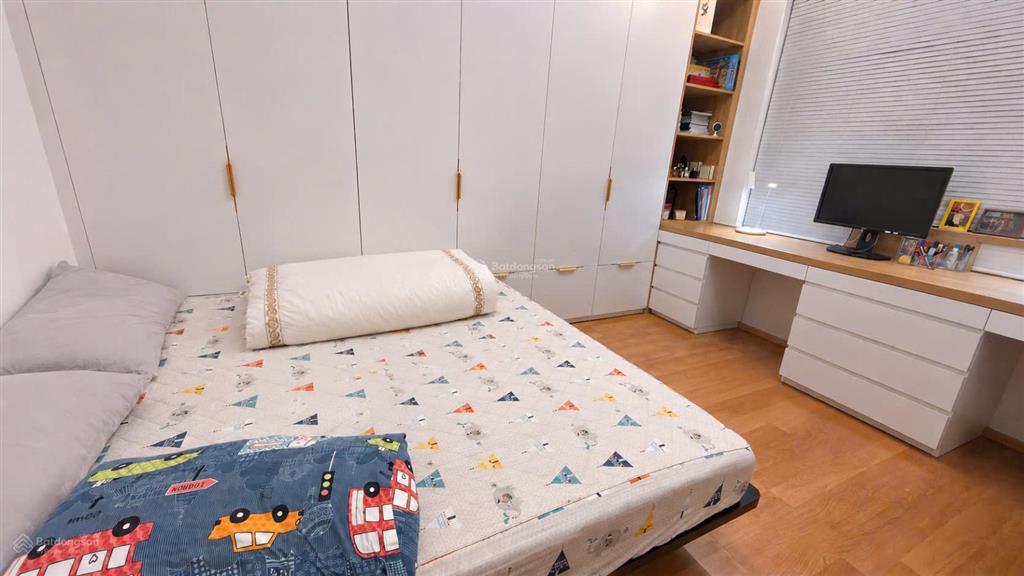 Bán căn hộ chung cư bộ kế hoạch và đầu tư ngõ 1 đông quan, phường nghĩa đô, 84 m2.