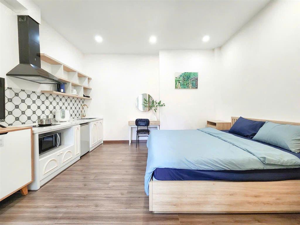 Bán nhà đề thám 89.3m²  5 tầng  27 tỷ  hẻm quận 1