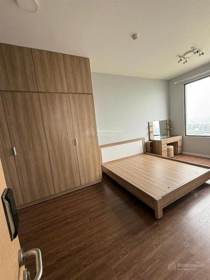 Chính chủ gửi bán ch 3pn2wc 100m2 jamila khang điền full nội thất sổ hồng riêng công chứng ngay