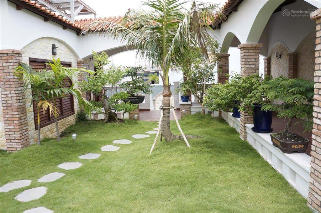 Bán nhà thạch thị thanh 233.36m²  4 tầng  125 tỷ  mặt tiền quận 1