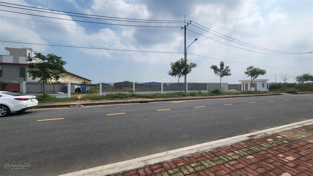 Chính chủ cần bán đất khu công nghiệp tân phú trung, diện tích 6300m2