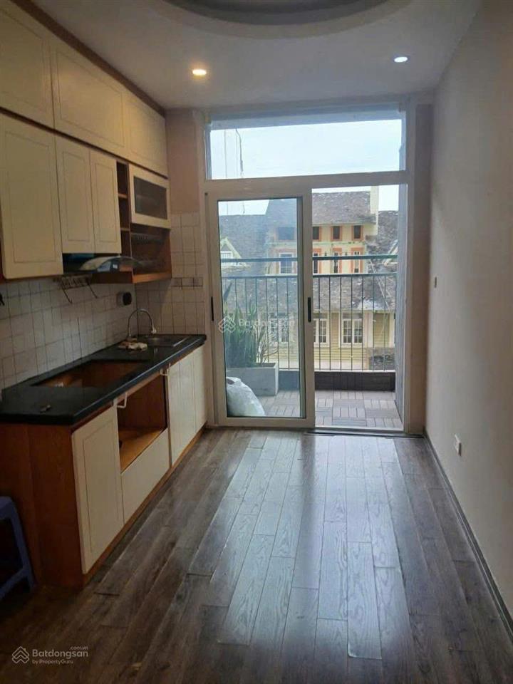 Hiếm căn góc 68m² ct3 hoàng cầu view thoáng đẹp, sổ đỏ chính chủ