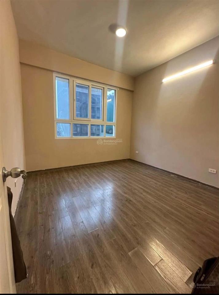 Hiếm căn góc 68m² ct3 hoàng cầu view thoáng đẹp, sổ đỏ chính chủ