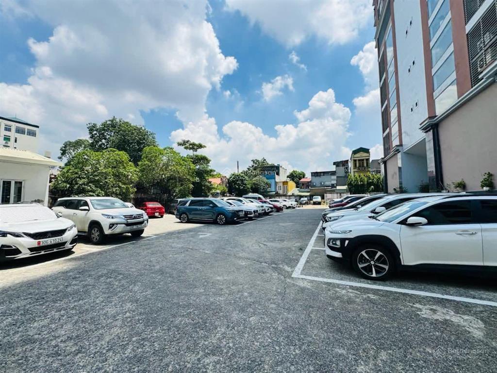 Chung cư 85.143 hạ đình 120m, 3 ngủ ,2wc. giá 8.2tỷ thương lượng.