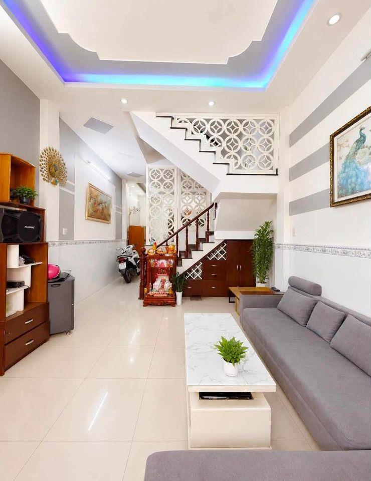 BÁN NHÀ 4 Tầng CHÍNH CHỦ, DTSD 200m, TRƯƠNG ĐÌNH HỘI P16Q8, CHỈ CÓ 5ty200 