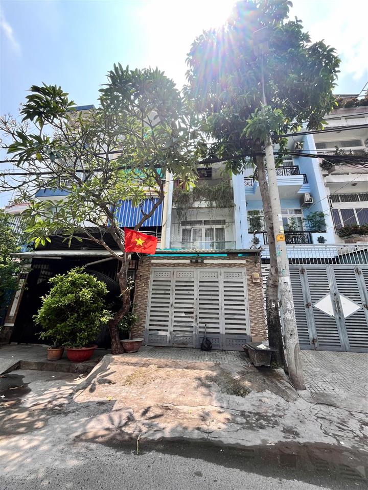 Mt khu adc phú thạnh  gần nguyễn sơn  dt 4x21m  2 lầu st  giá 10.2 tỷ