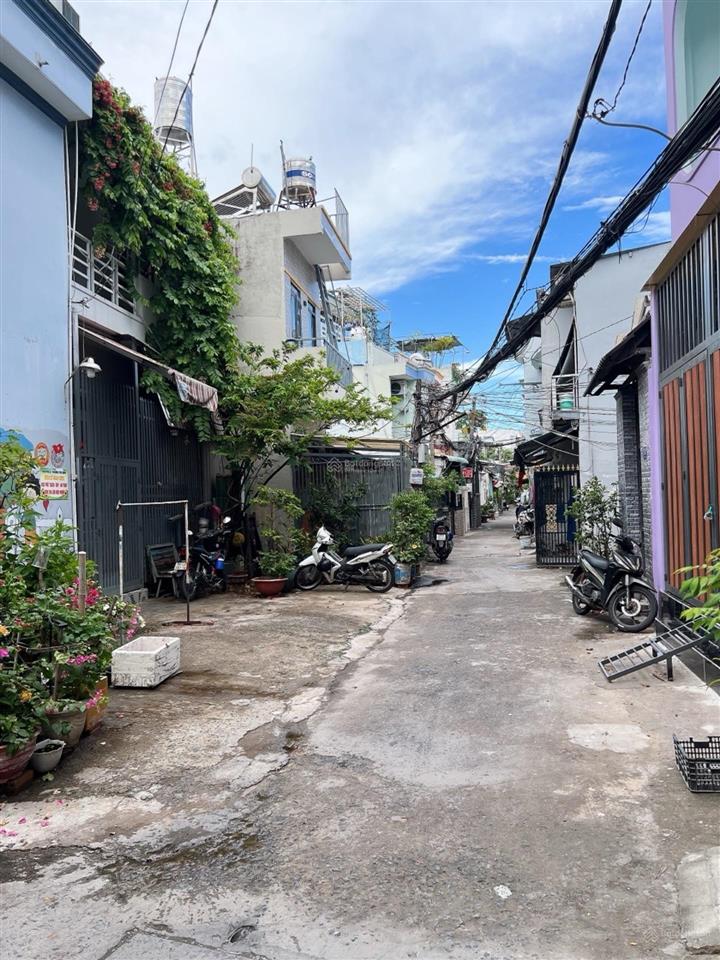 Nhà đẹp lưu hữu phước q8  hẻm xe hơi thông 4 tầng 4pn  70m2  vị trí đẹp vừa ở vừa kd  hơn 5 tỷ