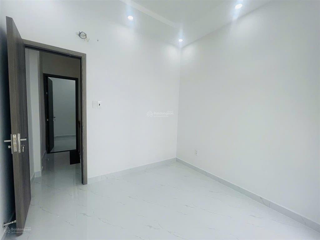 Nhà phú thọ hòa tân phú  25m x 2 tầng mới đẹp, gần văn cao, 3.83 tỷ