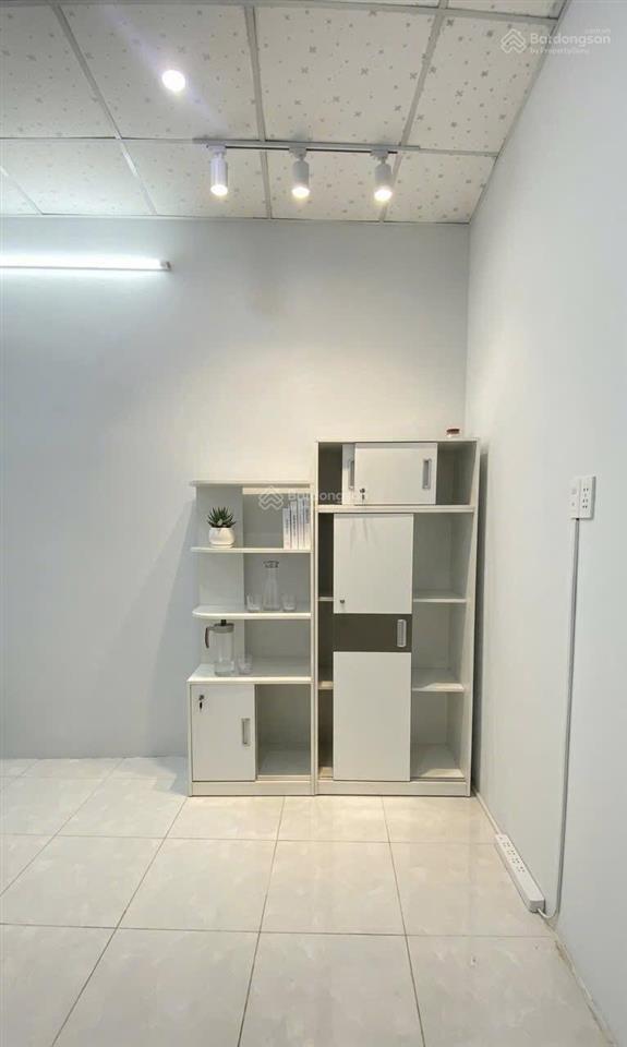 Giá chỉ 3,5 tỷ nhà xe hơi ngủ trong nhà gần phạm văn đồng & gigamall 2t 2pn 44m² chốt lẹ tay