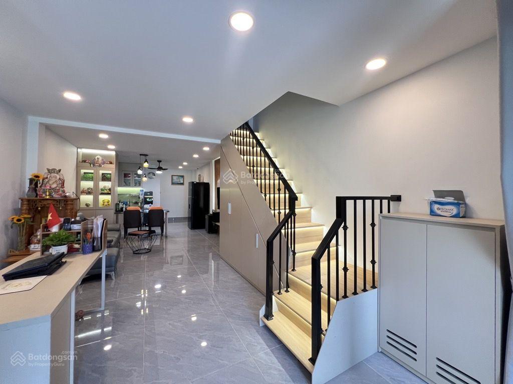Siêu phẩm nhà 2t dt 120m² 4,1x14m² hạ nhiệt cực mạnh 6,4 tỷ giảm 5,85 tỷ vip tăng nhơn phú b
