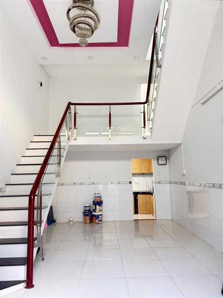 Vip quận 9 nhà 2 tầng 3pn 2wc dt35m² 4x8,6m sổ hồng riêng chỉ 3,6tỷ vị trí đẹp hẻm ba gác thông