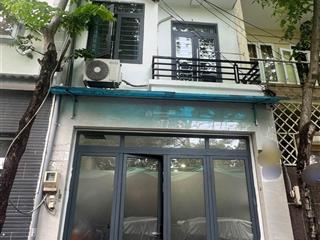 Giảm sốc 600 triệu chỉ còn 6.1 tỷ nhà đẹp hẻm xe hơi tránh nhau gần lê văn việt 2t2pn