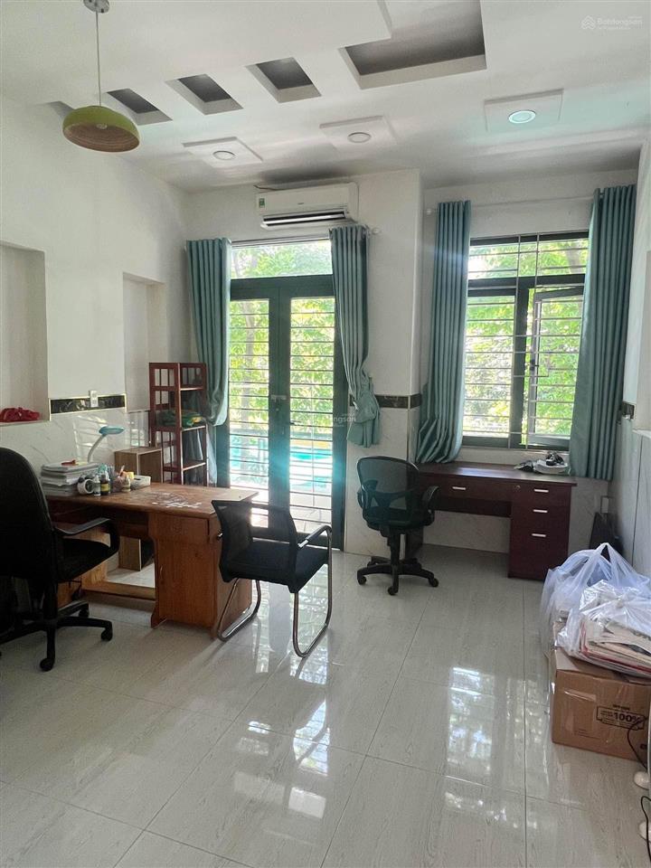 Giảm sốc 600 triệu chỉ còn 6.1 tỷ nhà đẹp hẻm xe hơi tránh nhau gần lê văn việt 2t2pn
