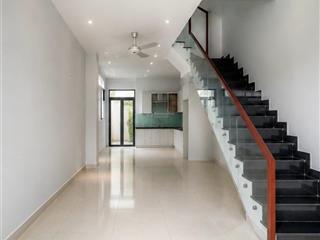 Giảm sốc 200 triệu chỉ còn 7 tỷ nhà hẻm xe hơi gần chợ hiệp bình, tp. thủ đức dt 75m 3t 3pn