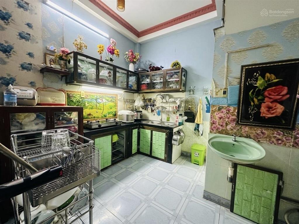 Bán nhà trung tâm tăng nhơn phú 2t2pn dt 35m2 giảm ngay 250 triệu chỉ còn 3 tỷ 450 triệu