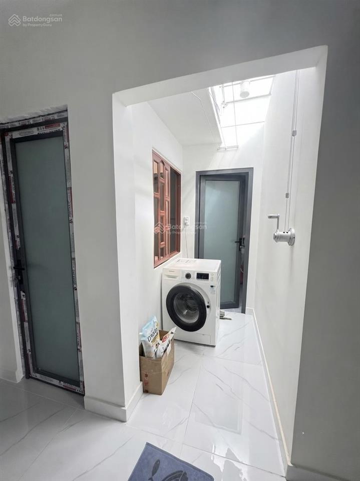 Nhà mới mặt tiền đường 5m  82m đậu xe hơi 3pn tăng nhơn phú b 5.5 tỷ