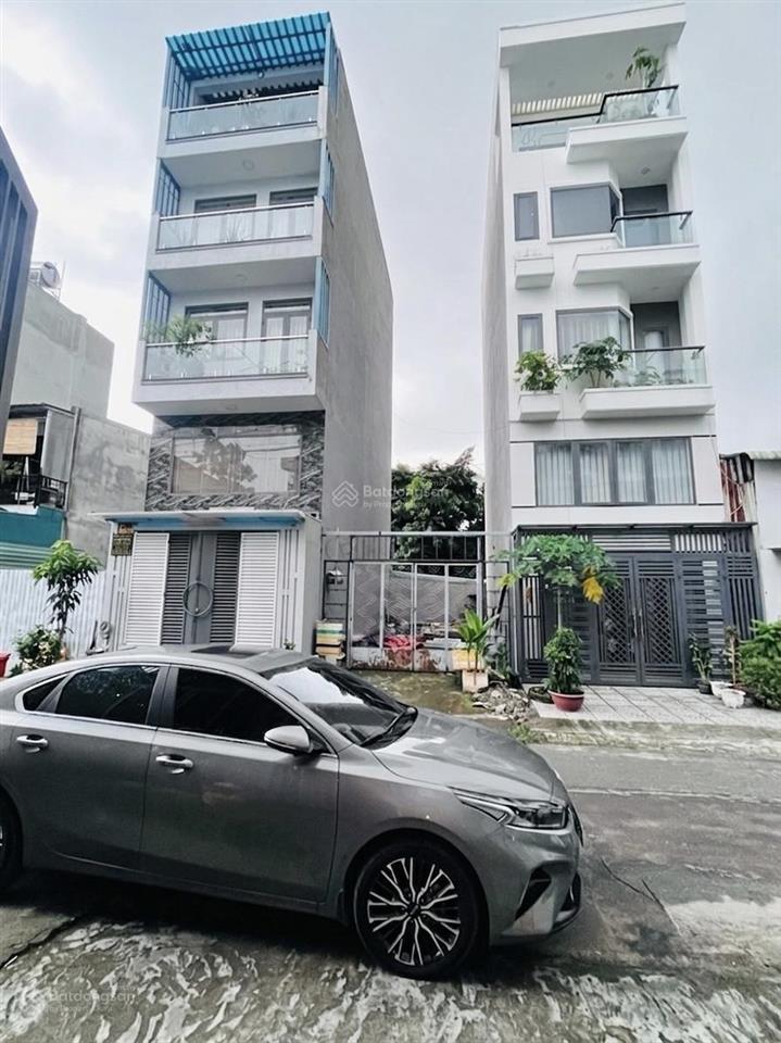 Siêu vip khu vực thủ đức dtsd189m2 3t 4pn oto đỗ cửa chủ giảm sốc 400tr giá bán 10,1 tỷ